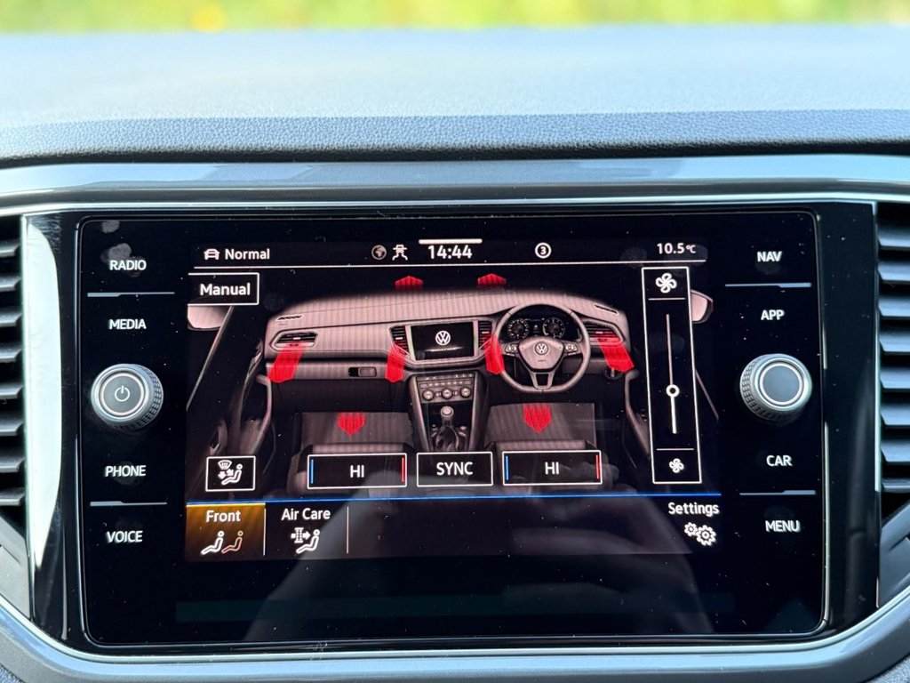 Used Volkswagen T-Roc 2021 for sale - 76868045: Photo 29