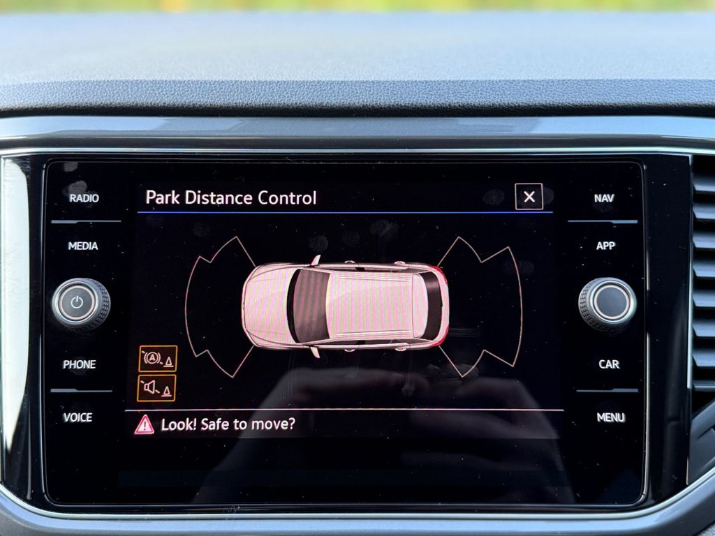 Used Volkswagen T-Roc 2021 for sale - 76868045: Photo 32