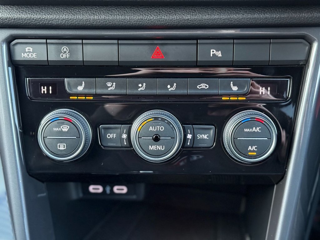 Used Volkswagen T-Roc 2021 for sale - 76868045: Photo 33