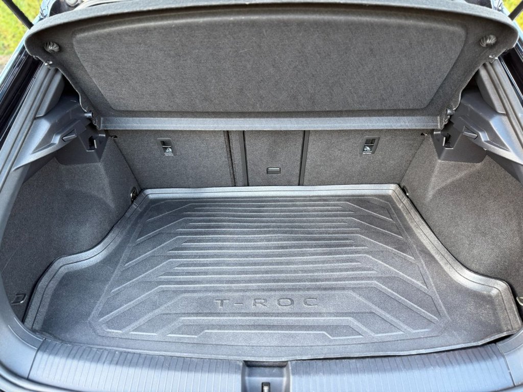 Used Volkswagen T-Roc 2021 for sale - 76868045: Photo 49
