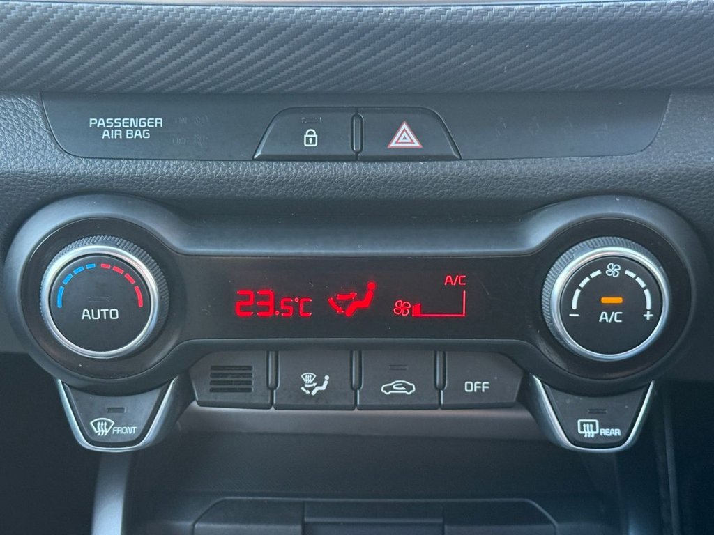 Used Kia Stonic 2023 for sale - 77835202: Photo 28