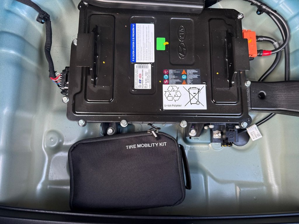 Used Kia Stonic 2023 for sale - 77835202: Photo 35