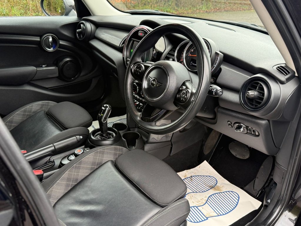 Used MINI Hatch 2018 for sale - 77632056: Photo 10