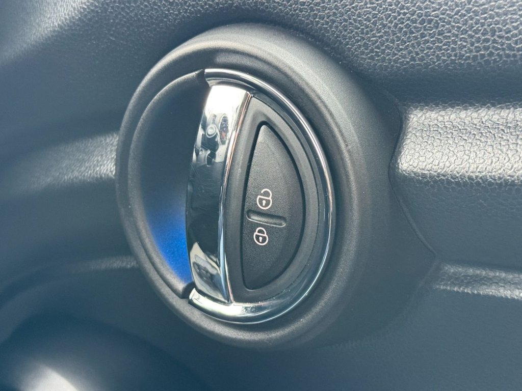 Used MINI Hatch 2018 for sale - 77632056: Photo 37