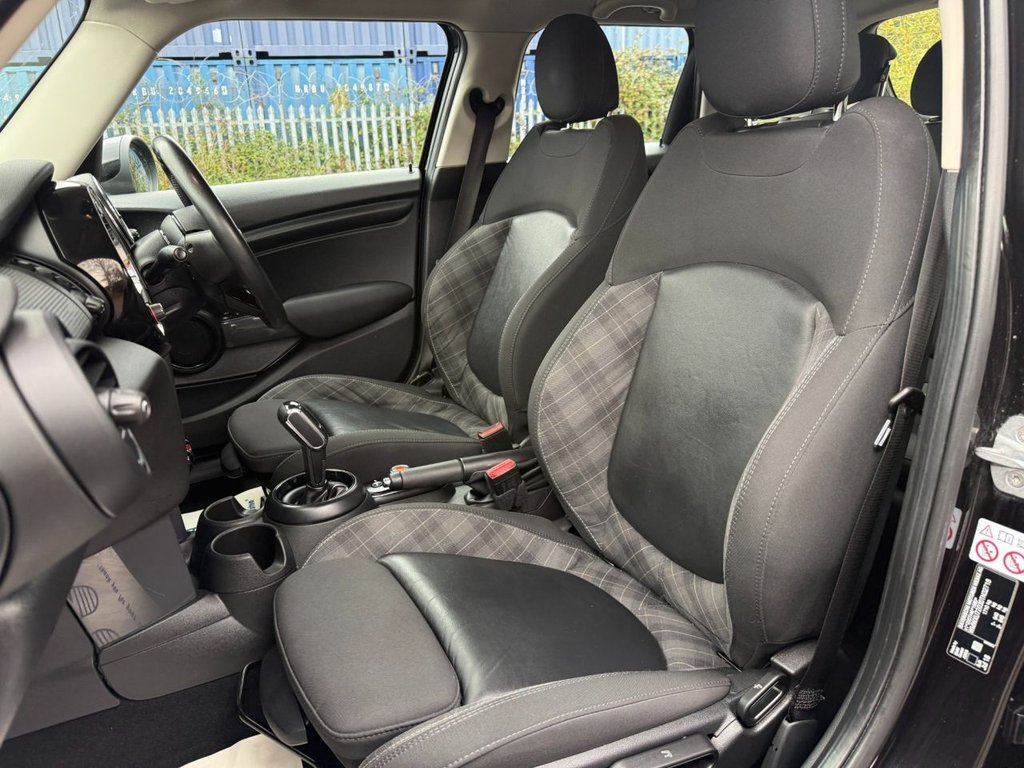 Used MINI Hatch 2018 for sale - 77632056: Photo 9