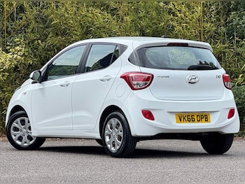 Used Hyundai i10 2016 for sale - 78943289: Photo