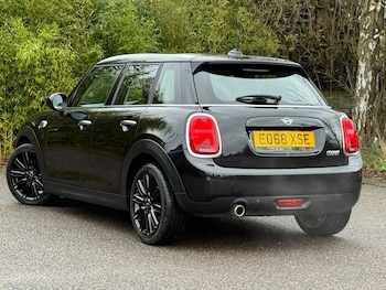 Used MINI Hatch 2018 for sale - 78500503: Photo