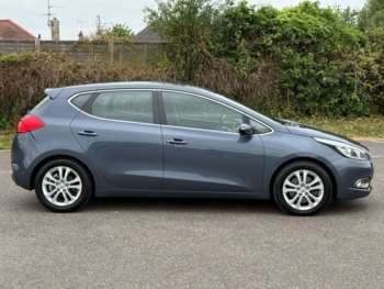 Used Kia Ceed 2015 for sale - 74867107: Photo