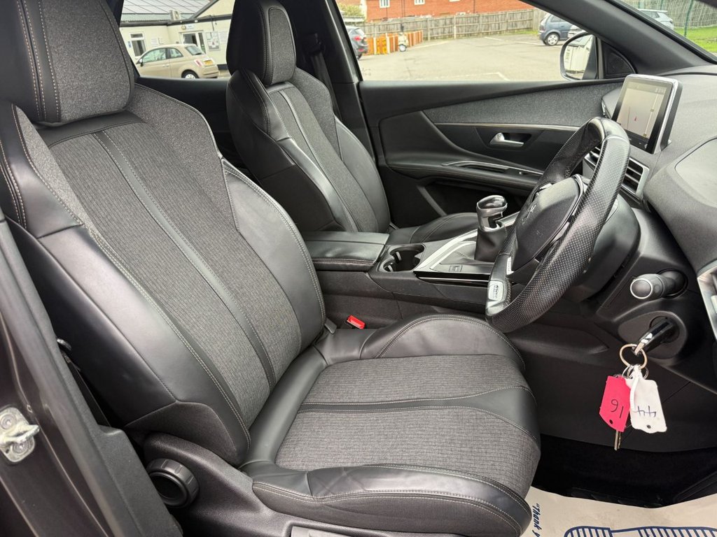 Used Peugeot 3008 2017 for sale - 76445767: Photo 11