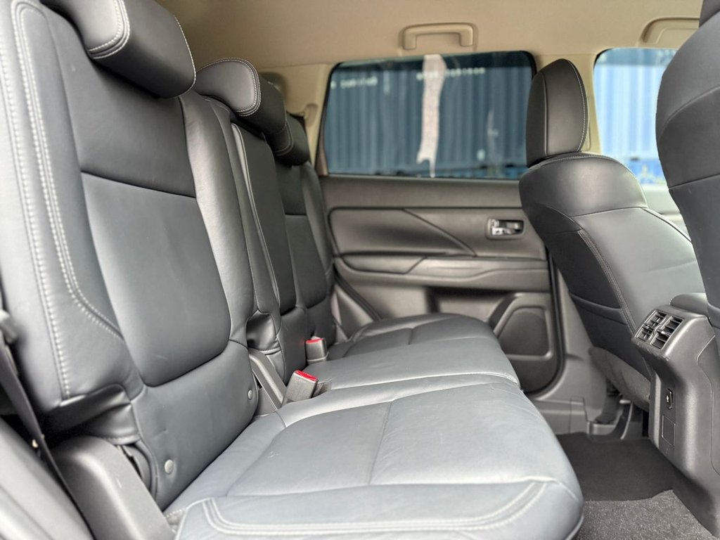Used Mitsubishi Outlander 2018 for sale - 77140150: Photo 13