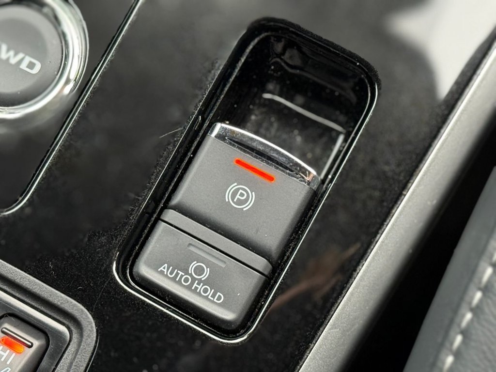 Used Mitsubishi Outlander 2018 for sale - 77140150: Photo 28