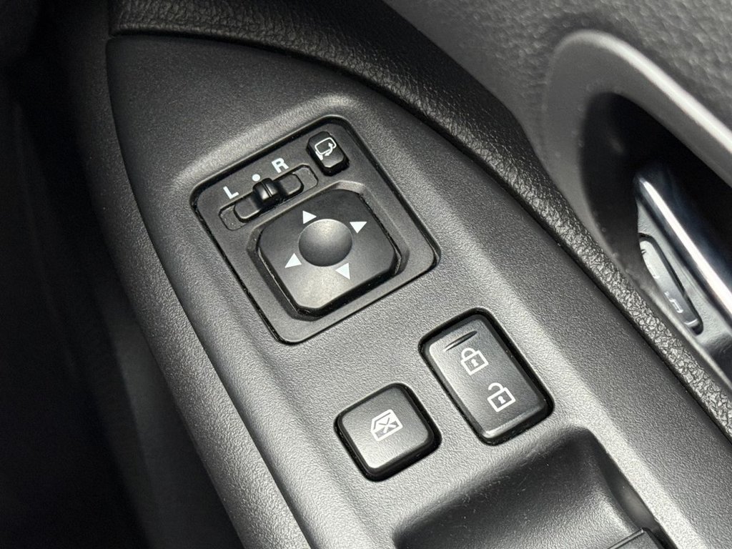 Used Mitsubishi Outlander 2018 for sale - 77140150: Photo 40