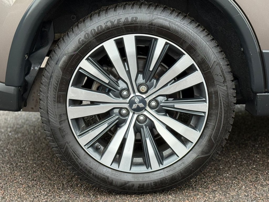 Used Mitsubishi Outlander 2018 for sale - 77140150: Photo 49