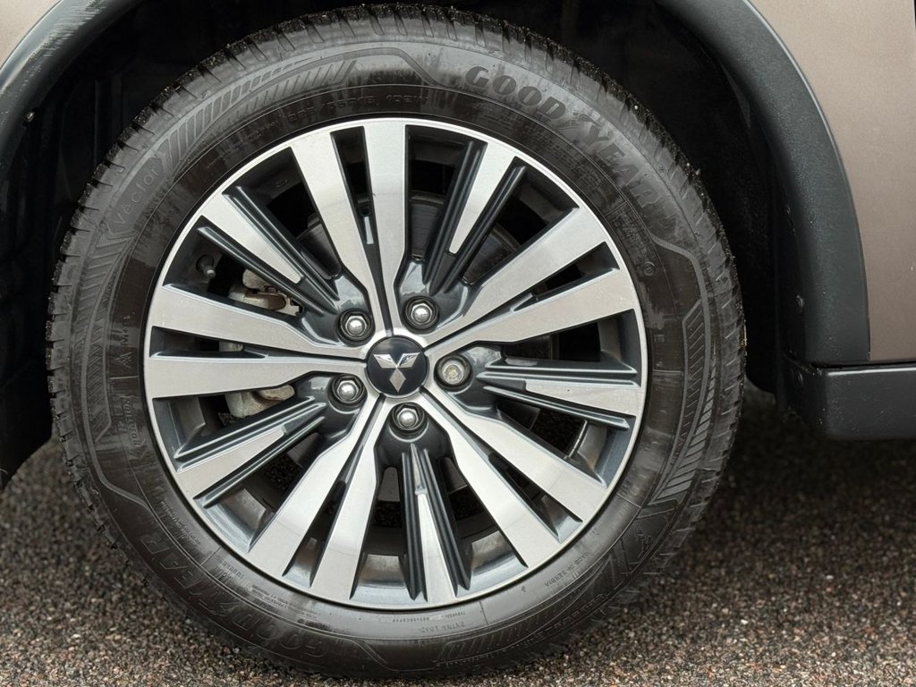 Used Mitsubishi Outlander 2018 for sale - 77140150: Photo 50