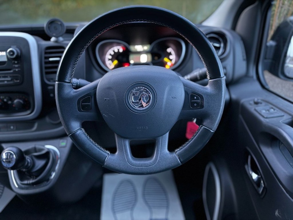 Used Vauxhall Vivaro 2015 for sale - 77212890: Photo 28