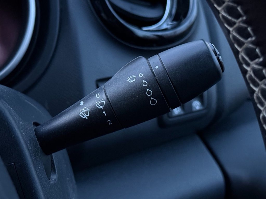 Used Vauxhall Vivaro 2015 for sale - 77212890: Photo 33