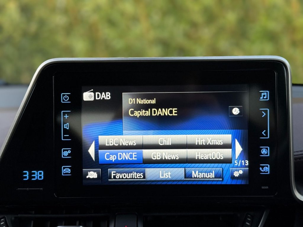 Used Toyota C-HR 2019 for sale - 78068666: Photo 17