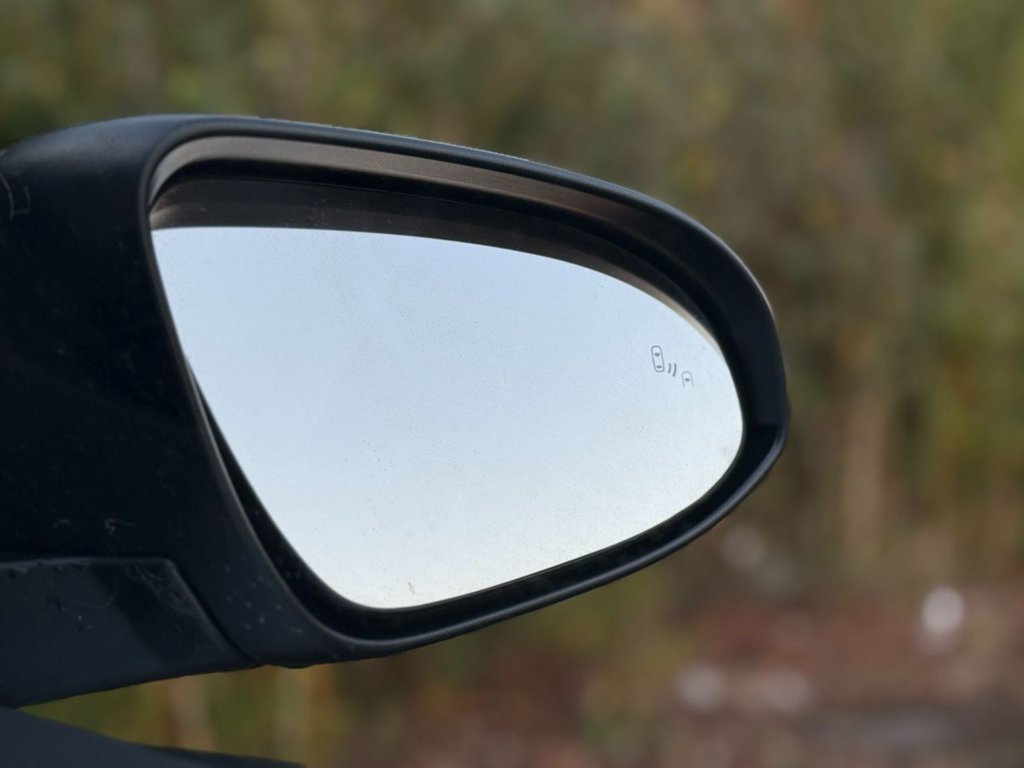 Used Toyota C-HR 2019 for sale - 78068666: Photo 46