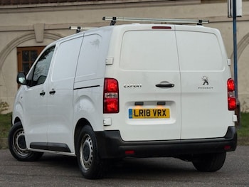 Used Peugeot Expert 2018 for sale - 77583297: Photo