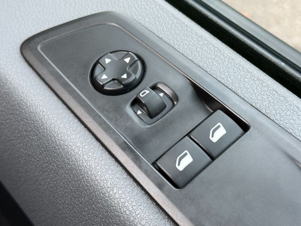 Used Peugeot Expert 2018 for sale - 77583297: Photo 35