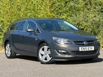 Used Vauxhall Astra 2015 for sale - 76291100: Photo