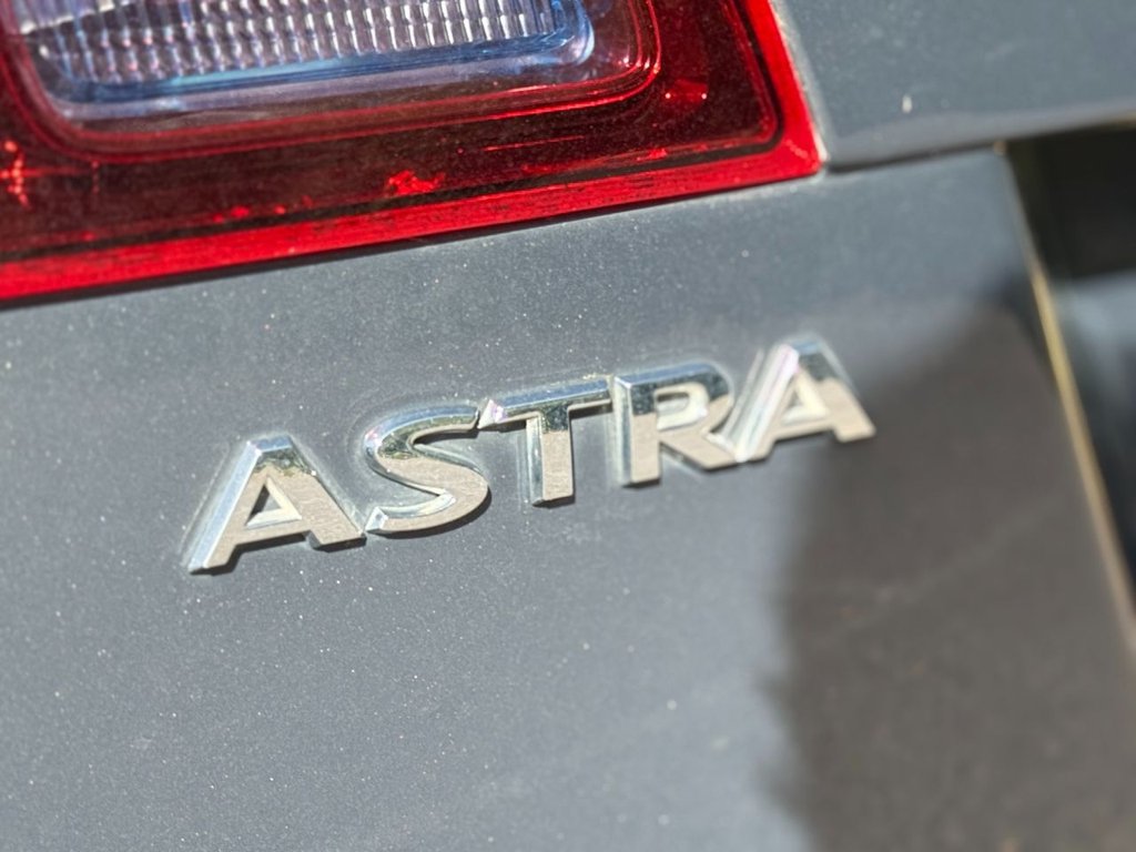 Used Vauxhall Astra 2015 for sale - 76291100: Photo 44