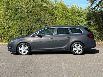 Used Vauxhall Astra 2015 for sale - 76291100: Photo