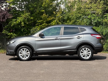 Used Nissan Qashqai 2014 for sale - 79327937: Photo