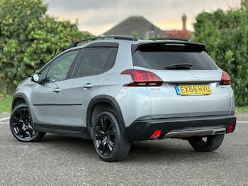 Used Peugeot 2008 2016 for sale - 76509657: Photo