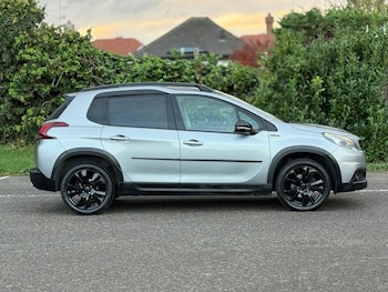 Used Peugeot 2008 2016 for sale - 76509657: Photo
