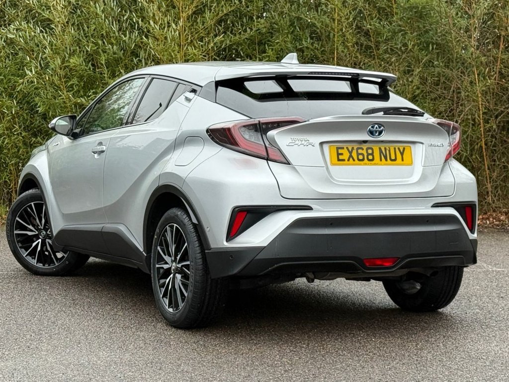 Used Toyota C-HR 2018 for sale - 77981457: Photo 2