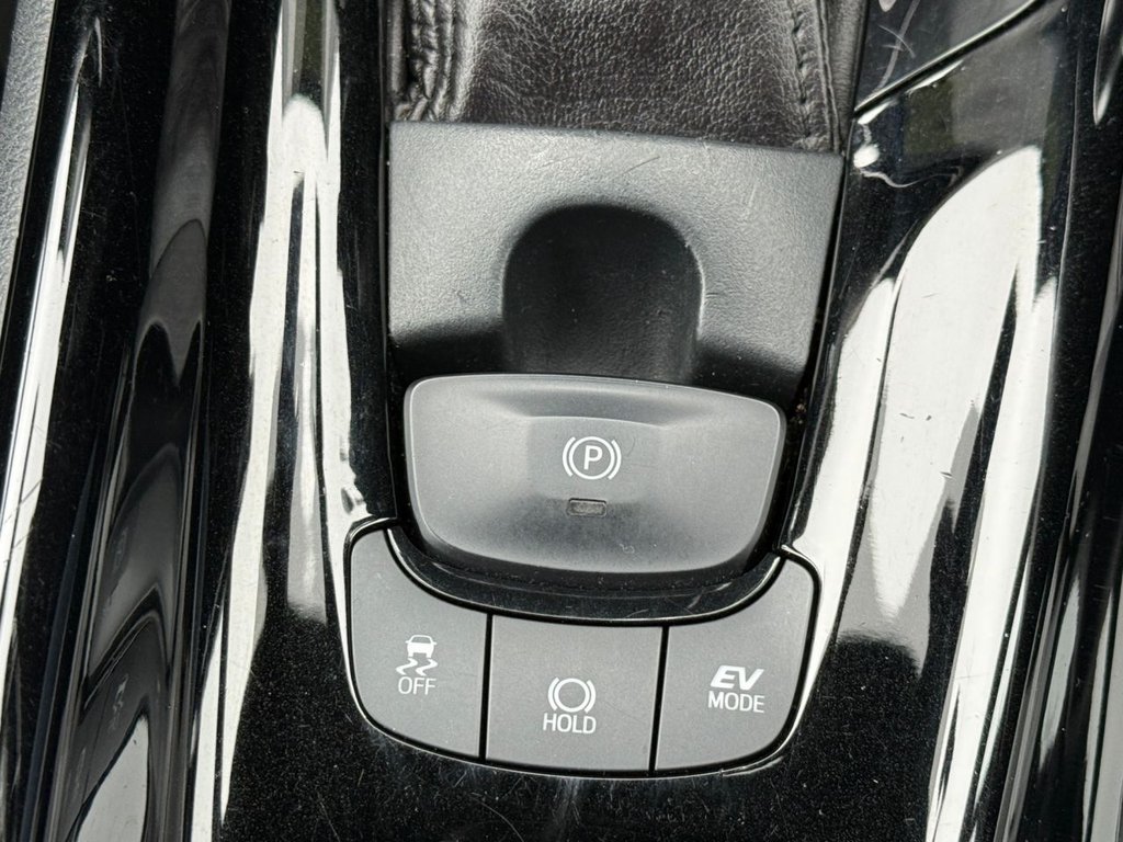 Used Toyota C-HR 2018 for sale - 77981457: Photo 31