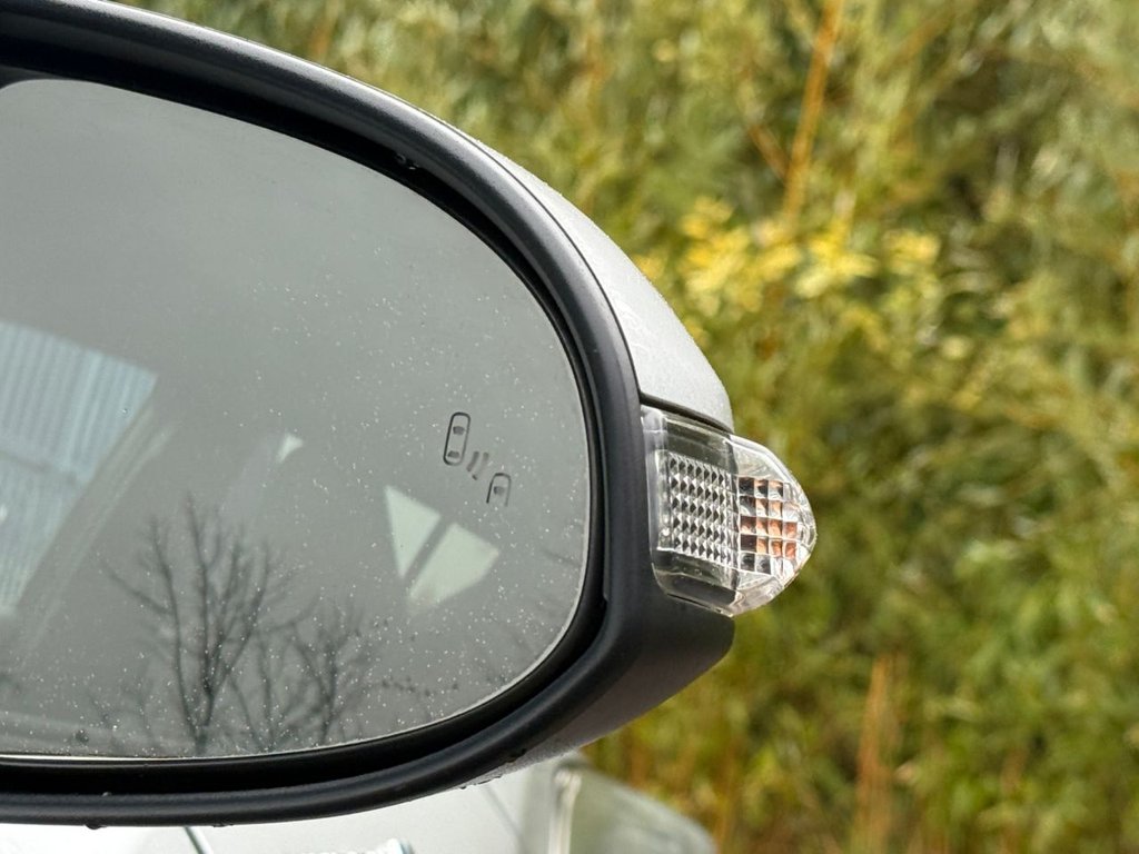 Used Toyota C-HR 2018 for sale - 77981457: Photo 38