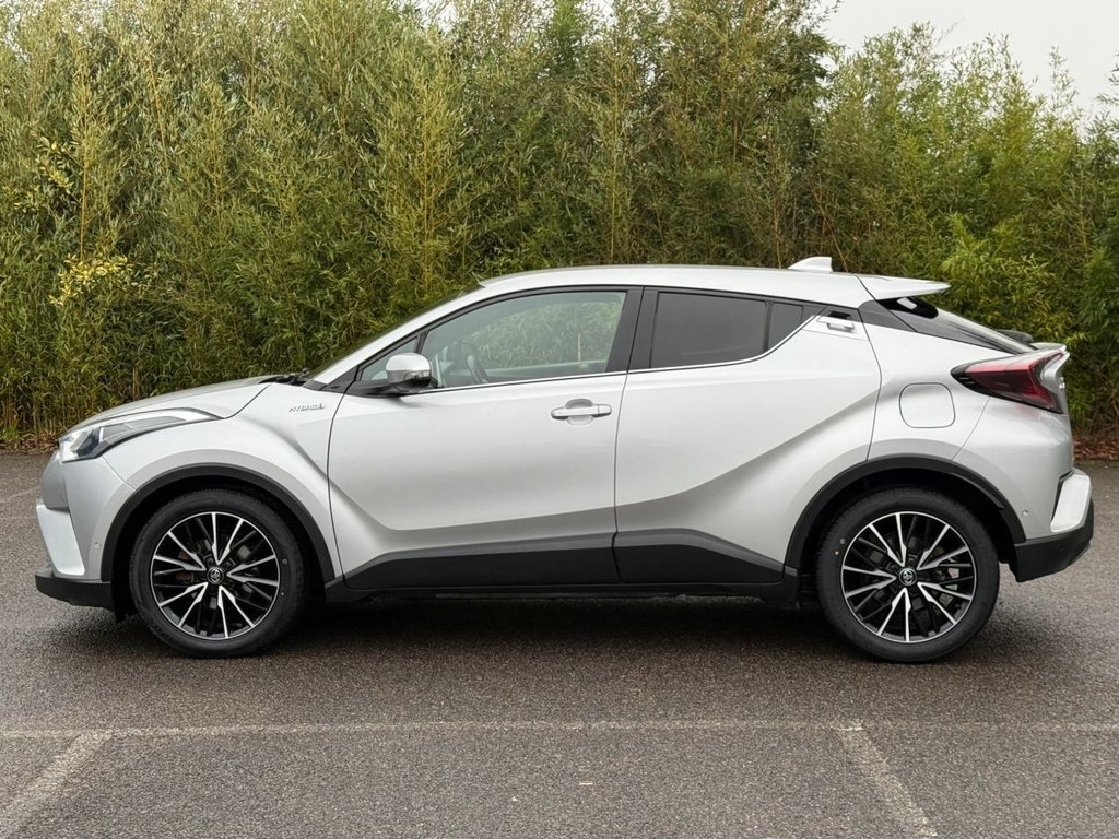 Used Toyota C-HR 2018 for sale - 77981457: Photo 4