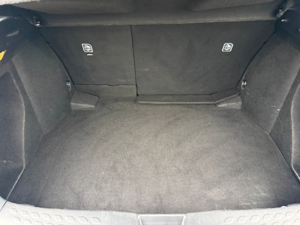 Used Toyota C-HR 2018 for sale - 77981457: Photo 43