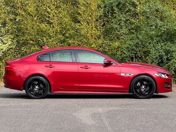 Used Jaguar XE 2017 for sale - 78487416: Photo