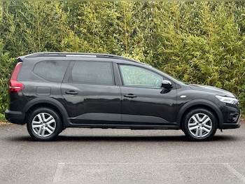 Used Dacia Jogger 2023 for sale - 79562719: Photo