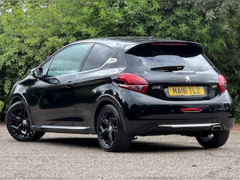 Used Peugeot 208 2016 for sale - 78805862: Photo