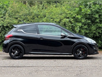 Used Peugeot 208 2016 for sale - 78805862: Photo
