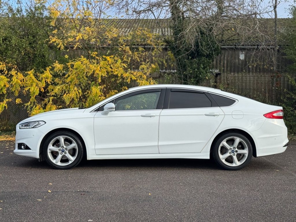 Used Ford Mondeo 2017 for sale - 76604639: Photo 4