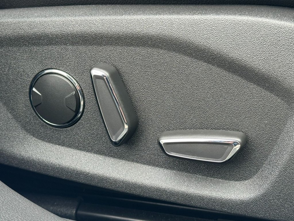 Used Ford Mondeo 2017 for sale - 76604639: Photo 40