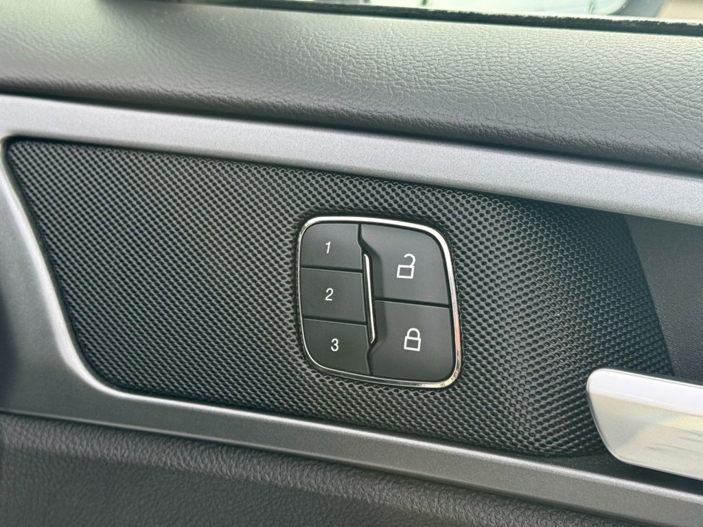 Used Ford Mondeo 2017 for sale - 76604639: Photo 41