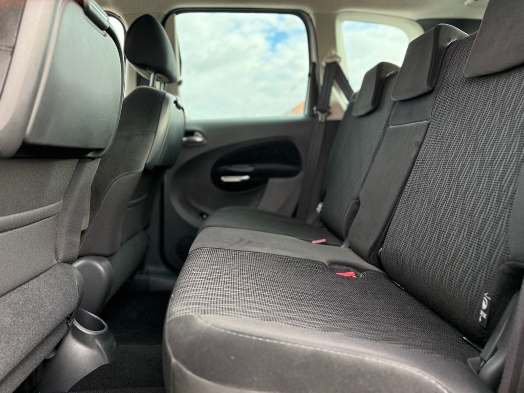 Used Citroen C3 Picasso 2015 for sale - 76356189: Photo 14