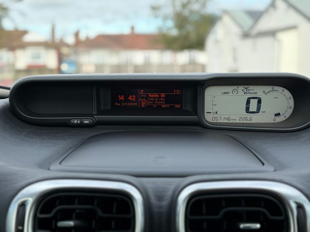 Used Citroen C3 Picasso 2015 for sale - 76356189: Photo 15