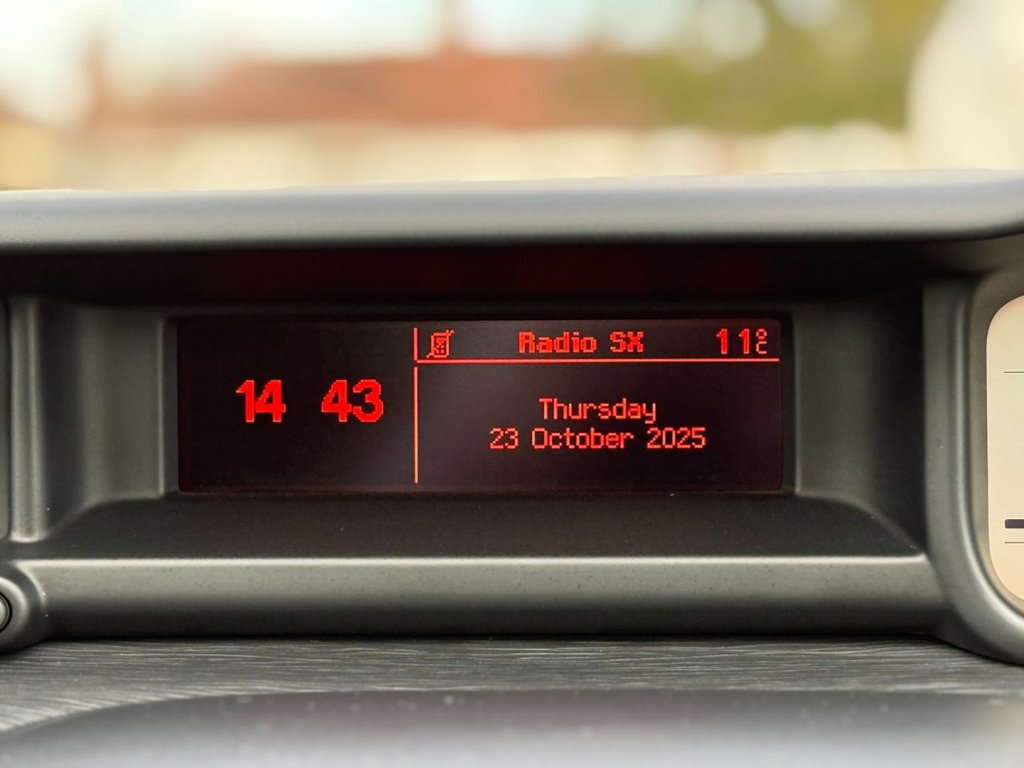 Used Citroen C3 Picasso 2015 for sale - 76356189: Photo 20