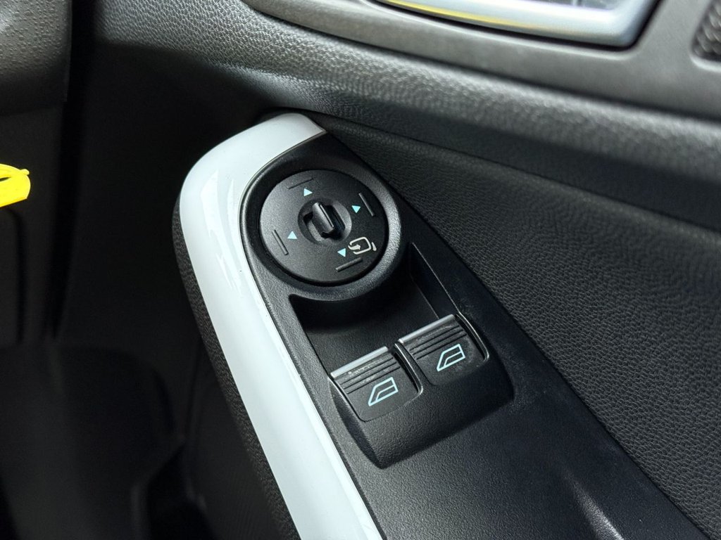 Used Ford Fiesta 2017 for sale - 76724479: Photo 34