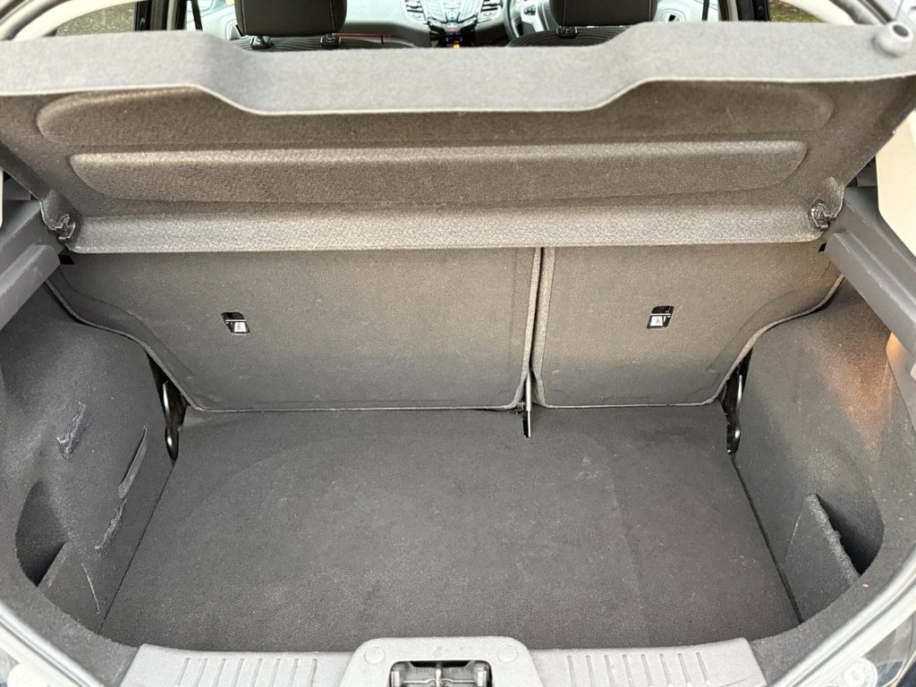 Used Ford Fiesta 2017 for sale - 76724479: Photo 35