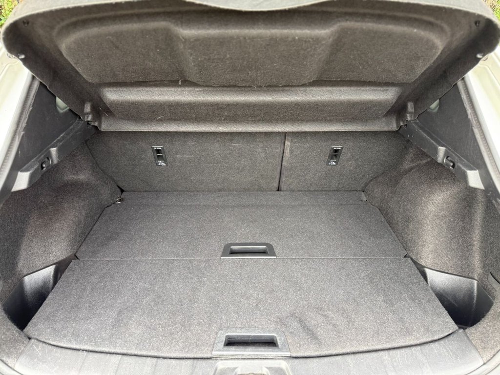 Used Nissan Qashqai 2018 for sale - 77666712: Photo 50