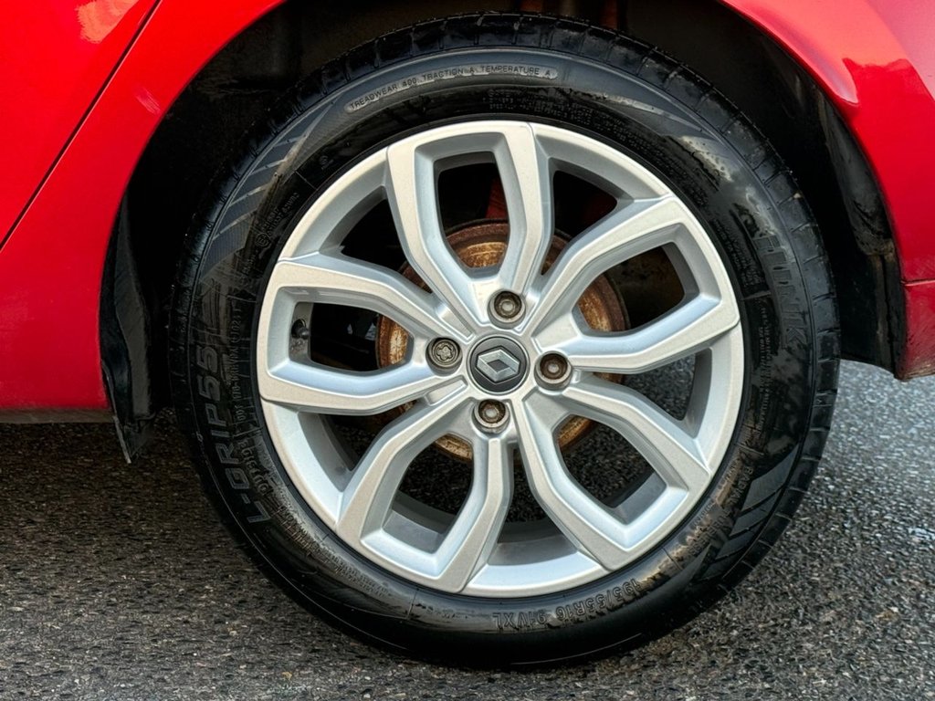 Used Renault Clio 2017 for sale - 77733895: Photo 40