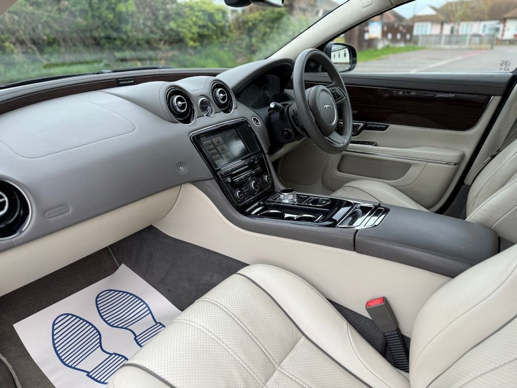 Used Jaguar XJ 2014 for sale - 78124101: Photo 11
